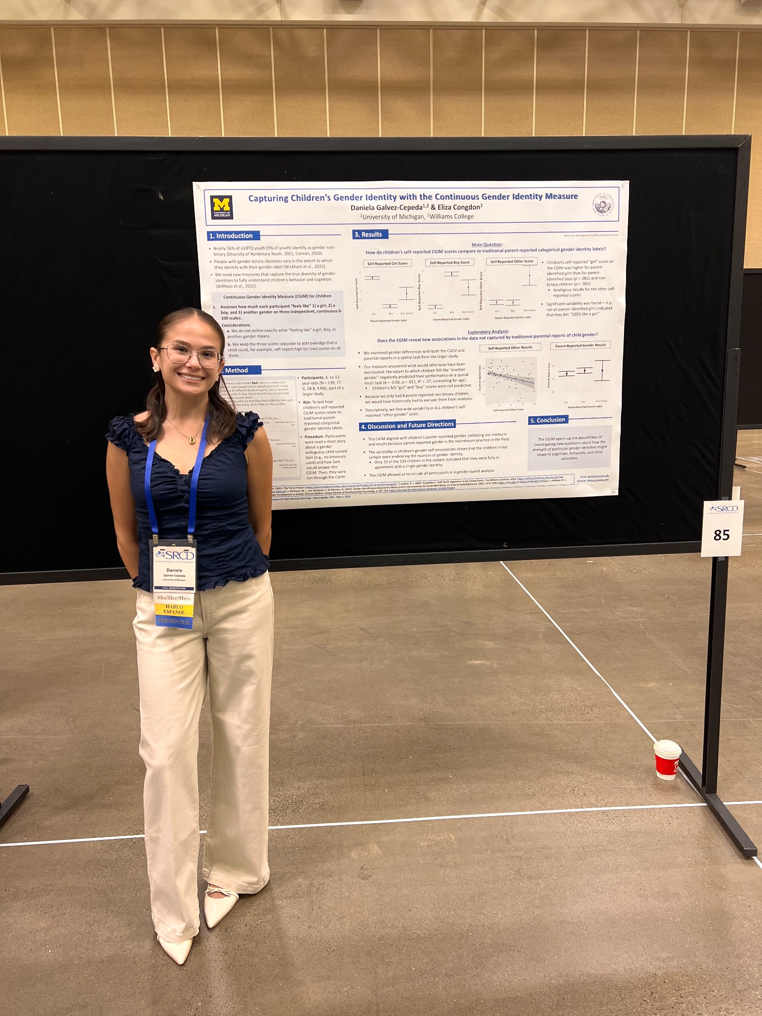 Daniela Galvez-Cepeda presenting research at the 2025 SRCD Biennial Meeting